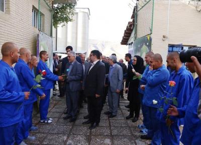 استاندار فارس در بازدید از پارک سلامت روان: مهارت آموزی و پرورش اقشار آسیب دیده بزرگترین فعالیت اجتماعی است، مسئولان برای راه اندازی مراکز پاسخگوی آسیب های اجتماعی کوشش نمایند