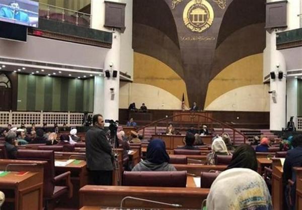 پارلمان افغانستان: دولت با عدم احترام به قانون اساسی به مجلس افغانستان: دولت با عدم احترام به قانون اساسی به استبداد رای روی آورده است
